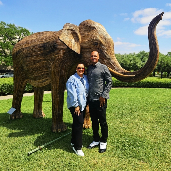 Meet your Posher, Adeaux - Picture 13 of 15